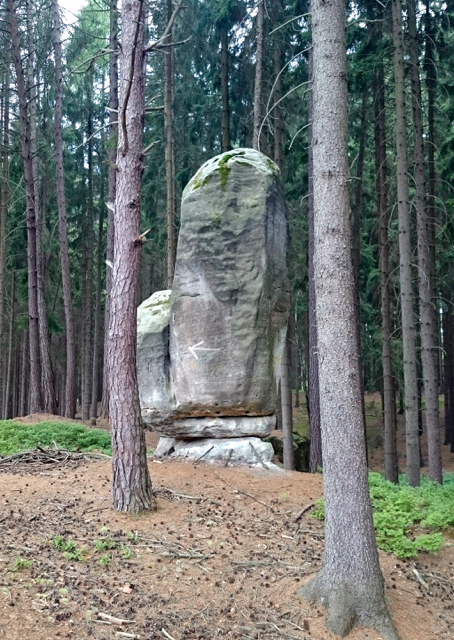 slu�� kameny rukavice