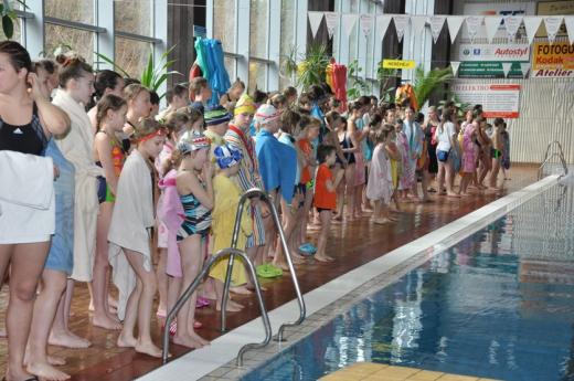 �upn� p�ebor v plav�n�, foto P. �patenkov�01