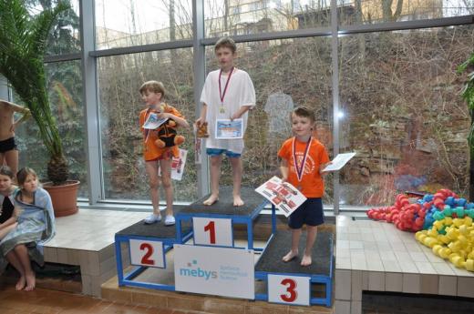 �upn� p�ebor v plav�n�, foto P. �patenkov�08