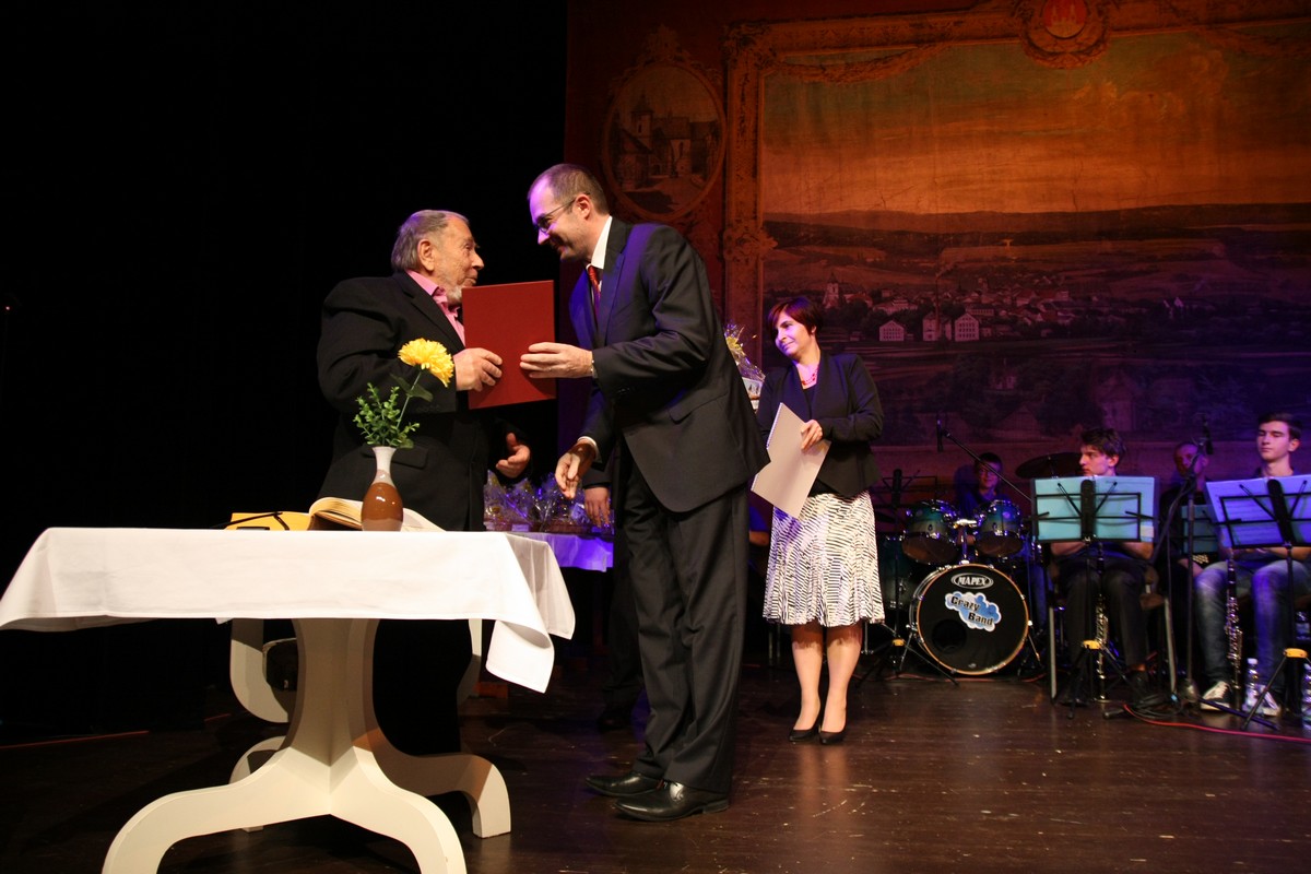 Lubom�r Dvo��k - Zvi�ina