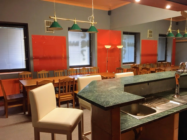 Bar pro uzav�enou spole�nost