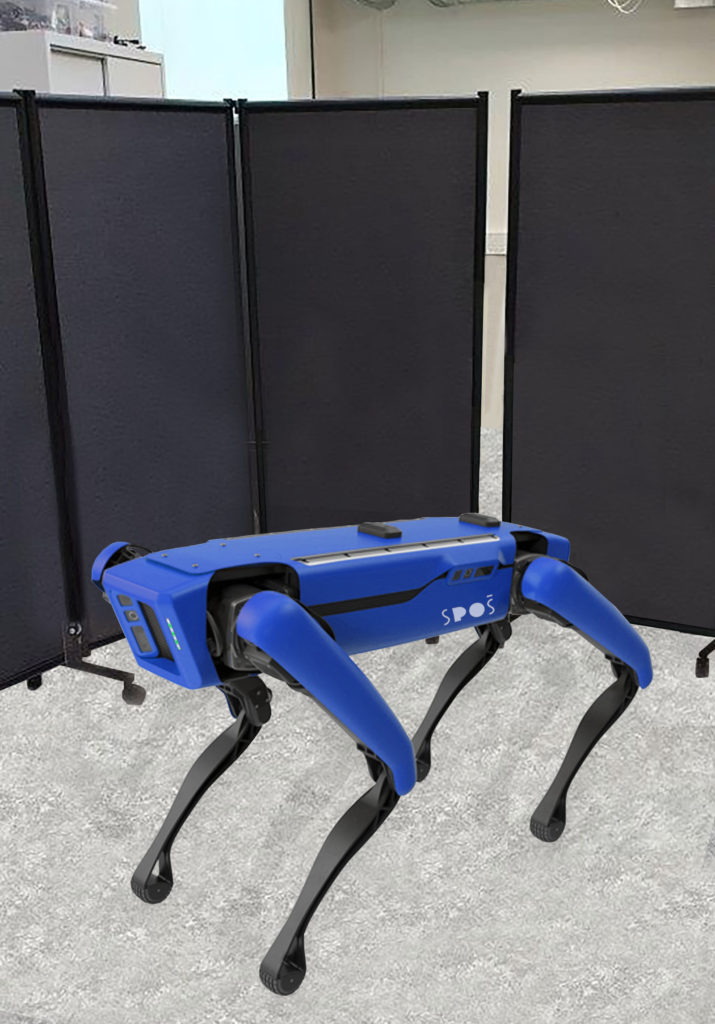 SPO� Dv�r Kr�lov� nad Labem se rozhodla po��dit robotick�ho psa Boston Dynamics Spot. Tento robo-pes je jedn�m z m�la v �esk� republice. Robo-pes je zbarven do n�dhern� modr� barvy s n�pisem SPO�. Tohoto robota budete moci spat�it na budov� I.